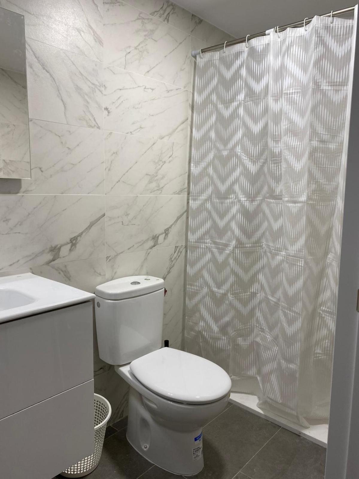 Aluche Aparment C Apartment Madrid Ngoại thất bức ảnh